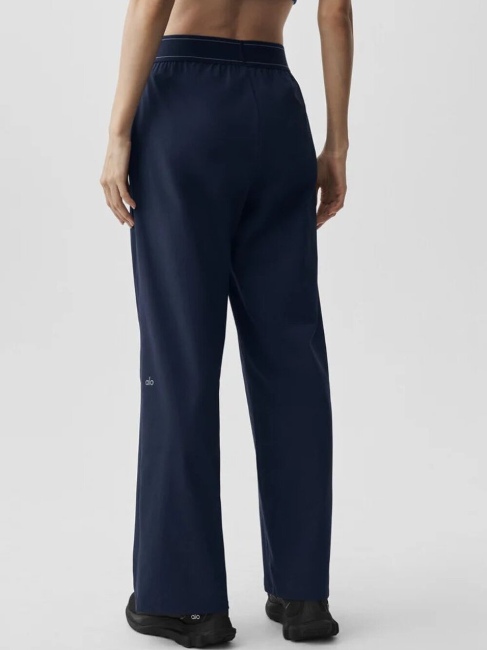 Alo Yoga Daily Commute Casual Navy Blue Pants New With Tags Regular 30" Inseam🥰 - Picture 8 of 8